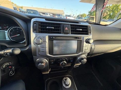 Used 2019 Toyota 4Runner SR5 Premium AWD/4WD image 27
