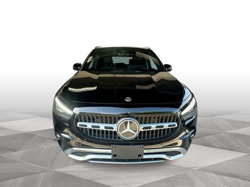 Used 2025 Mercedes-Benz GLA 250 4MATIC image 3