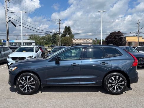 Certified 2025 Volvo XC60 B5 Core w/ Protection Package Premier AWD/4WD image 2