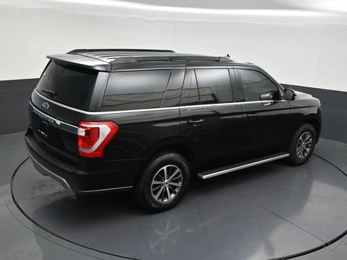 Used 2020 Ford Expedition XLT w/ Equipment Group 201A RWD image 19