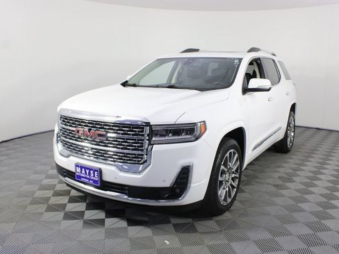 Used 2023 GMC Acadia Denali w/ Denali Ultimate Package FWD image 27