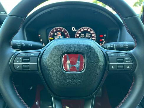 Used 2025 Honda Civic Type R image 16