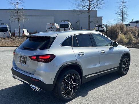 New 2026 Mercedes-Benz GLA 250 4MATIC image 8