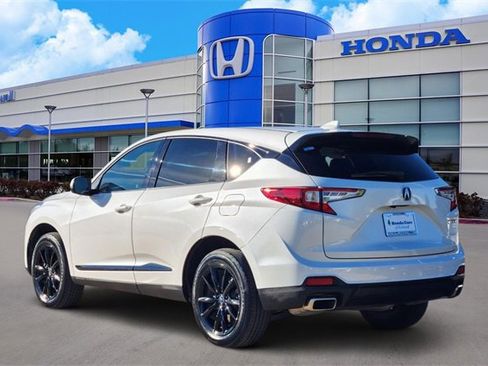 Used 2025 Acura RDX SH-AWD image 4