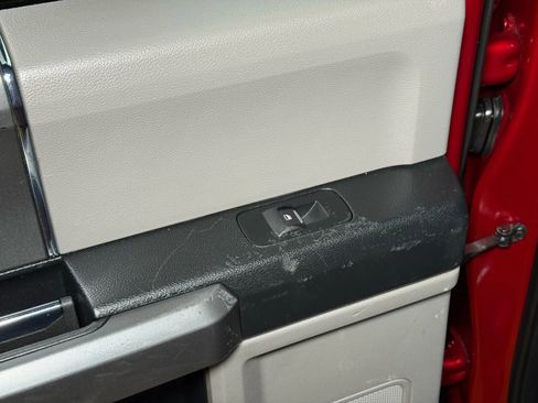 Used 2017 Ford F150 XLT w/ Equipment Group 302A Luxury image 19