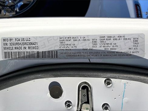 Used 2024 RAM 2500 Tradesman w/ Chrome Appearance Group image 36