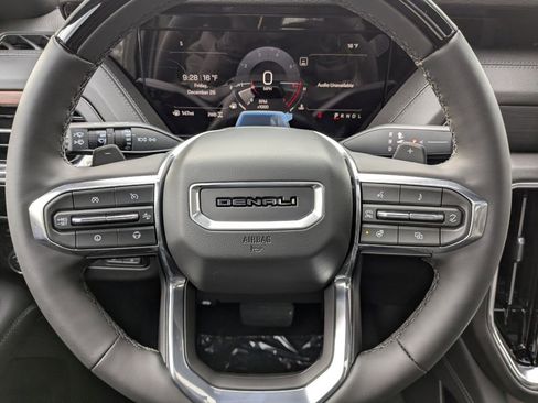 New 2026 GMC Yukon XL Denali w/ Denali Reserve Package image 15