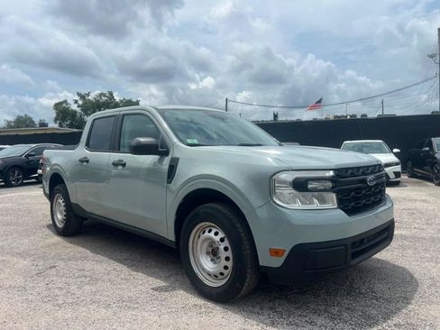 Used 2023 Ford Maverick XL FWD image 3