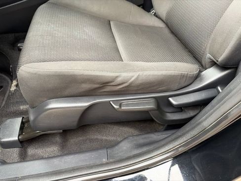 Used 2019 Honda HR-V LX image 8
