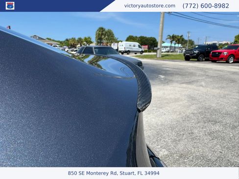 Used 2022 Tesla Model Y Performance AWD/4WD image 12