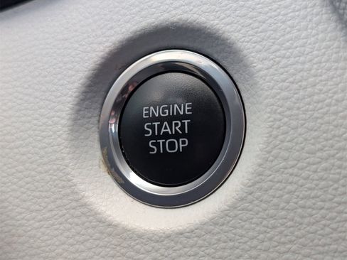 Used 2024 Toyota Corolla SE image 22