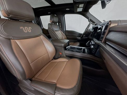 Used 2023 Ford F350 King Ranch image 30