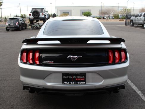 Used 2019 Ford Mustang Coupe w/ Equipment Group 101A image 7