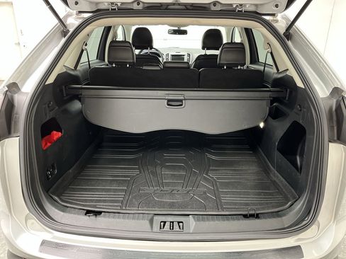 Used 2018 Ford Edge SEL w/ Equipment Group 201A image 29