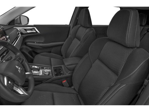 Used 2023 Mitsubishi Outlander ES AWD/4WD image 4
