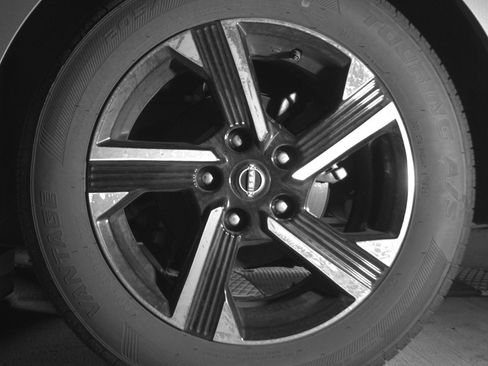 Used 2025 Nissan Sentra SV image 14