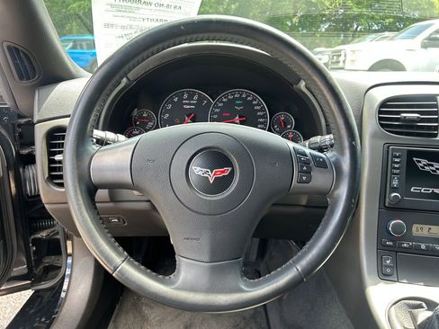 Used 2007 Chevrolet Corvette Z06 w/ Preferred Equipment Group image 18