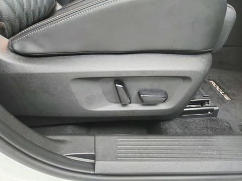 Used 2026 Nissan Rogue Platinum w/ Platinum Premium Package AWD/4WD image 40