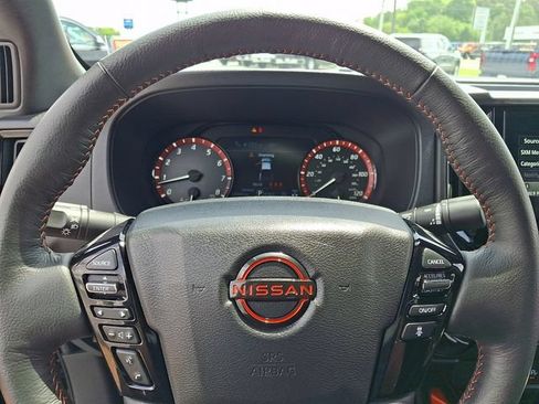 Used 2026 Nissan Frontier PRO-4X AWD/4WD image 18