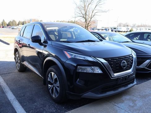 Used 2021 Nissan Rogue SV image 8