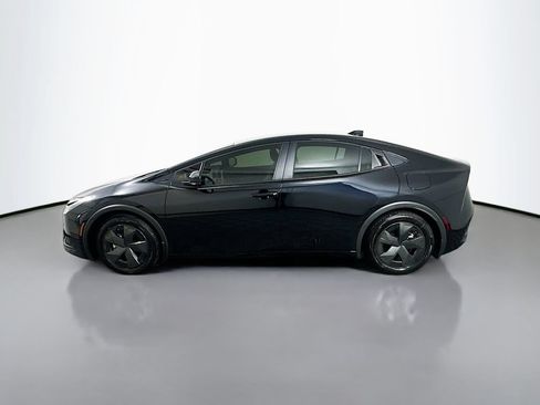Used 2026 Toyota Prius Plug-In Hybrid FWD image 8