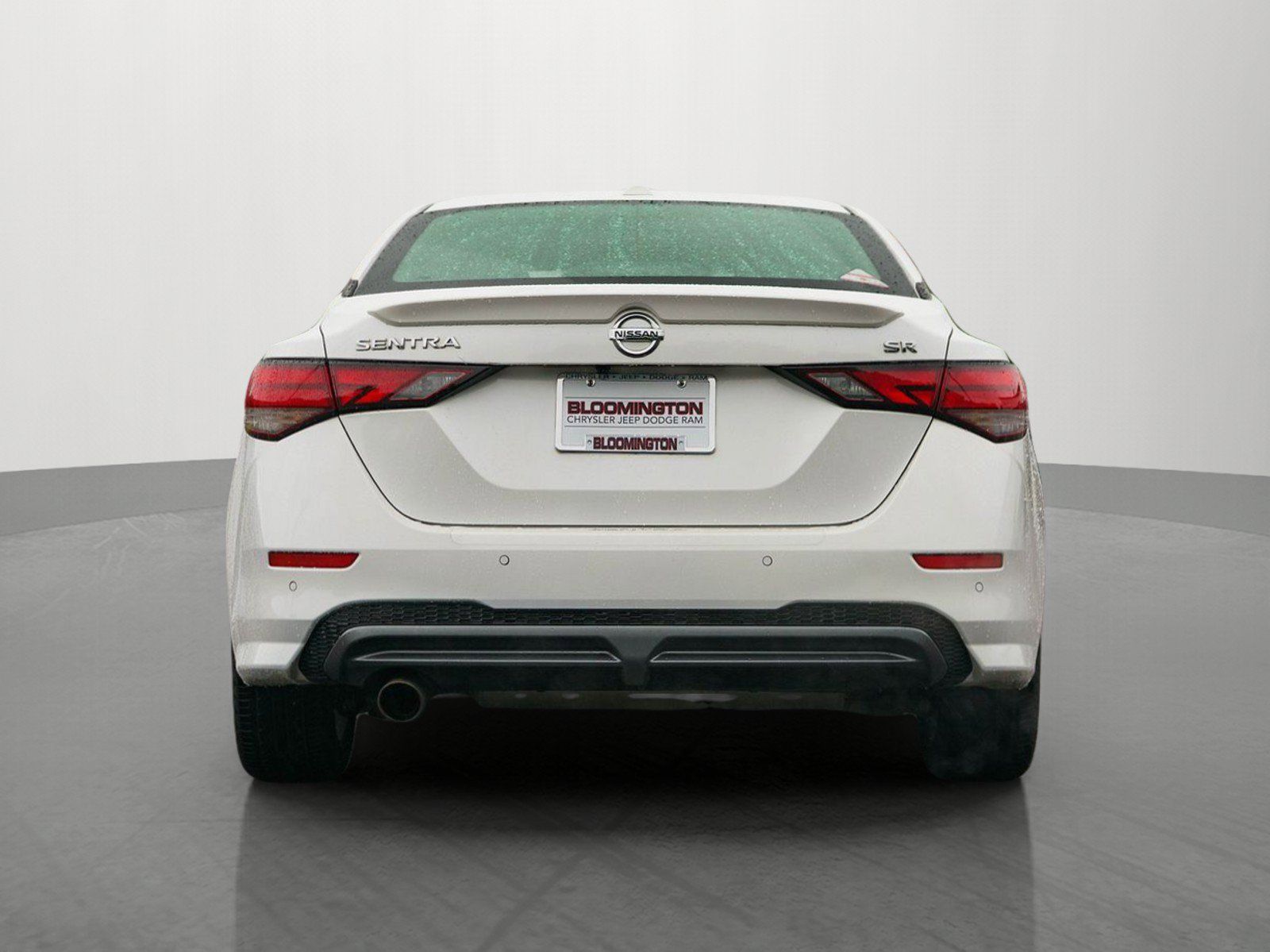 Used 2022 Nissan Sentra SR w/ SR Premium Package FWD image 6