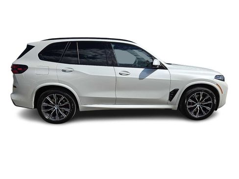Used 2024 BMW X5 xDrive40i w/ M Sport Package AWD/4WD image 7