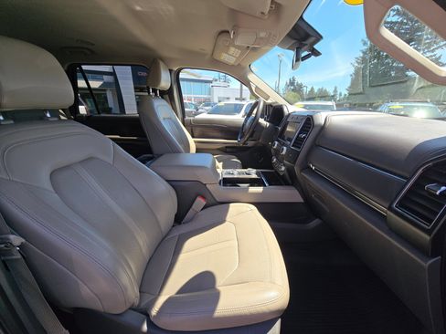 Used 2021 Ford Expedition Max Limited AWD/4WD image 11