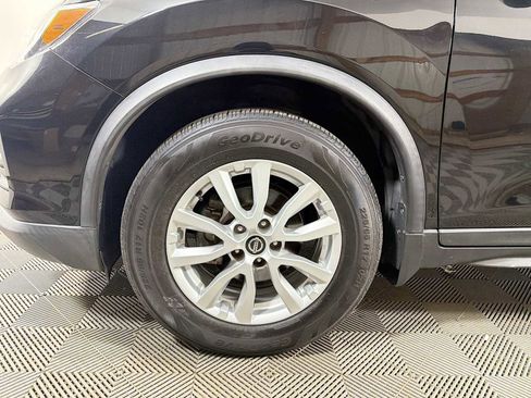 Certified 2019 Nissan Rogue SV image 26