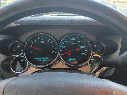 Used 2009 Chevrolet Silverado 1500 LT w/ Power Pack Plus AWD/4WD image 17