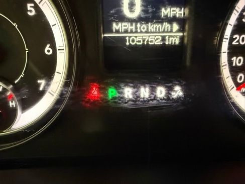 Used 2020 RAM 1500 Classic SLT image 21