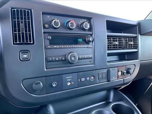 New 2025 Chevrolet Express 2500 w/ Enhanced Convenience Package RWD image 18