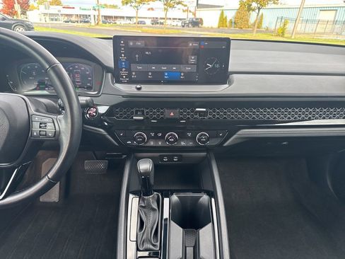 Certified 2024 Honda Accord EX-L image 22