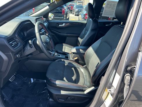 Used 2023 Ford Escape ST-Line Select w/ Tech Pack #2 AWD/4WD image 6