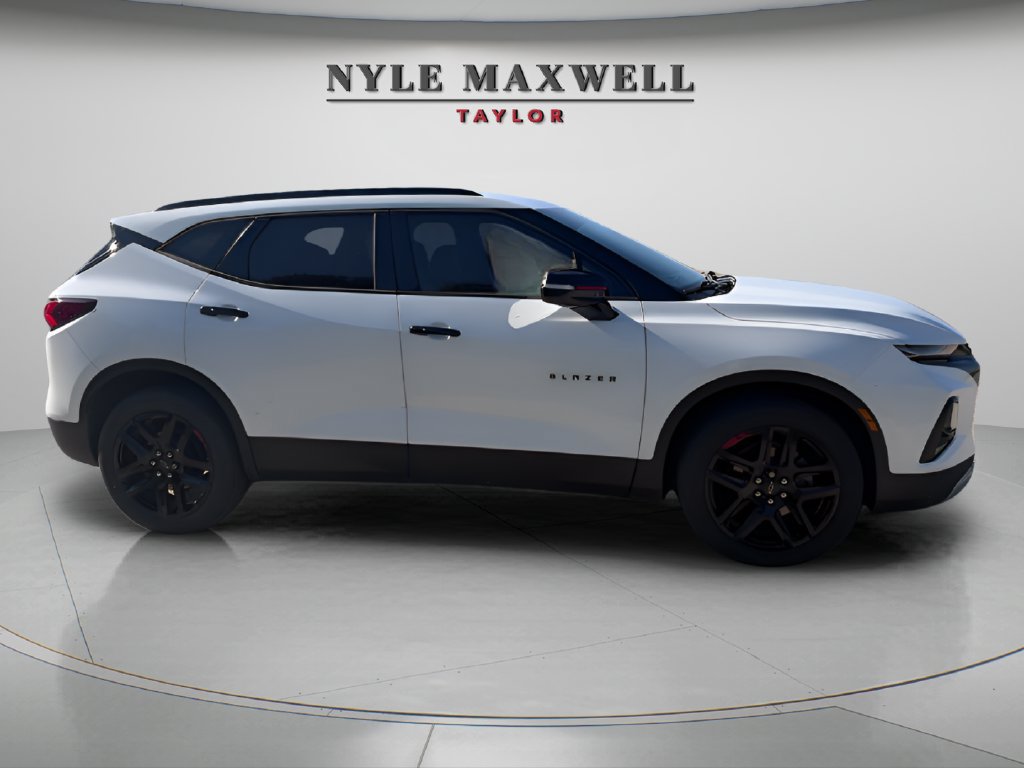 Used 2020 Chevrolet Blazer LT w/ Redline Edition FWD image 4