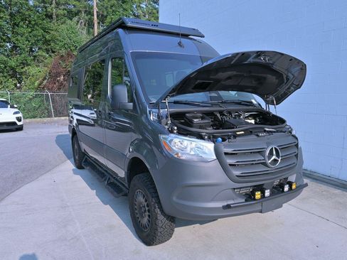Used 2025 Mercedes-Benz Sprinter 2500 image 51