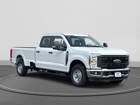 New 2026 Ford F250 XL w/ XL Driver Assist Package image 4