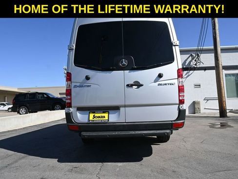 Used 2011 Mercedes-Benz Sprinter 2500 image 23