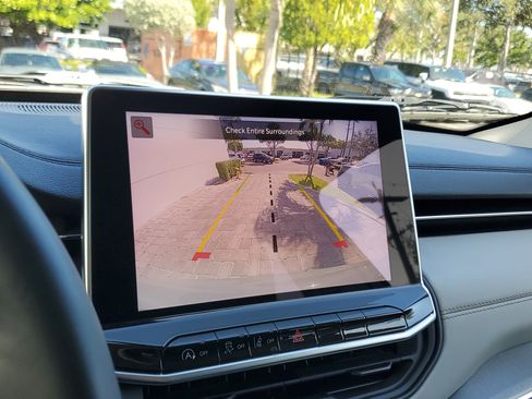 Used 2022 Jeep Compass Limited w/ Elite Group image 28