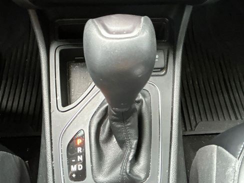 Certified 2021 Jeep Cherokee Latitude Lux w/ Comfort/Convenience Group FWD image 18
