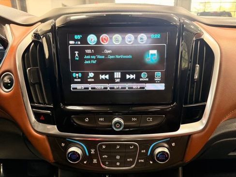Used 2018 Chevrolet Traverse High Country AWD/4WD image 33