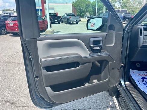Used 2018 GMC Sierra 1500 2WD Regular Cab w/ Sierra Convenience Package image 16
