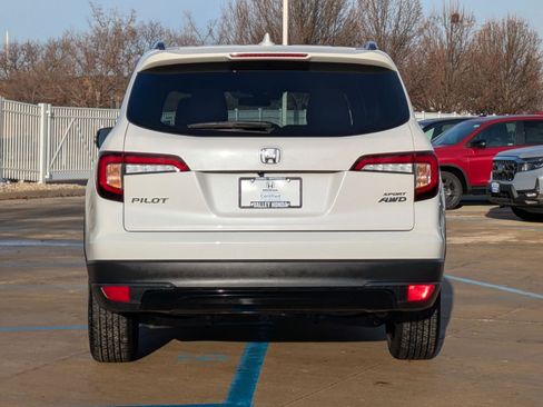 Certified 2022 Honda Pilot Sport image 8