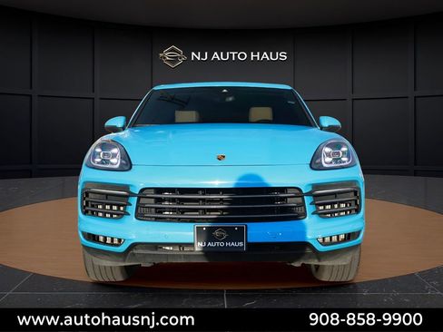 Used 2023 Porsche Cayenne AWD/4WD image 3