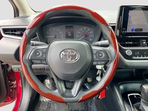 Used 2023 Toyota Corolla LE image 11