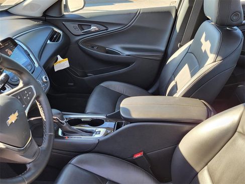 Used 2024 Chevrolet Malibu LT image 29