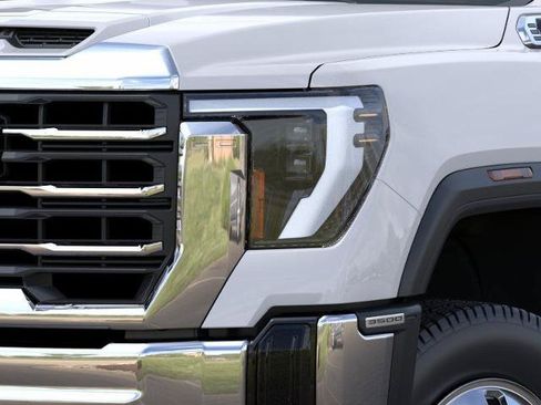 New 2026 GMC Sierra 3500 SLE w/ SLE Value Package AWD/4WD image 10