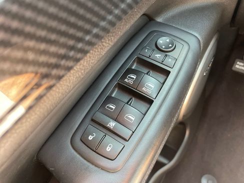 Used 2017 Jeep Grand Cherokee Summit AWD/4WD image 25