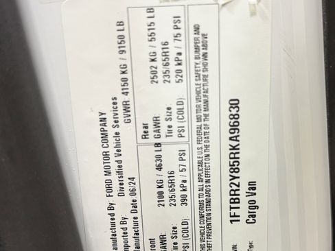 Used 2024 Ford Transit 250 Low Roof AWD w/ Exterior Upgrade Package image 23