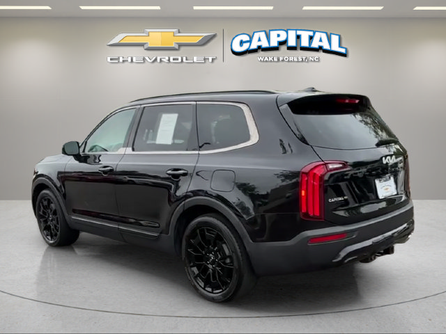 Used 2022 Kia Telluride SX w/ Nightfall Edition Package AWD/4WD image 3